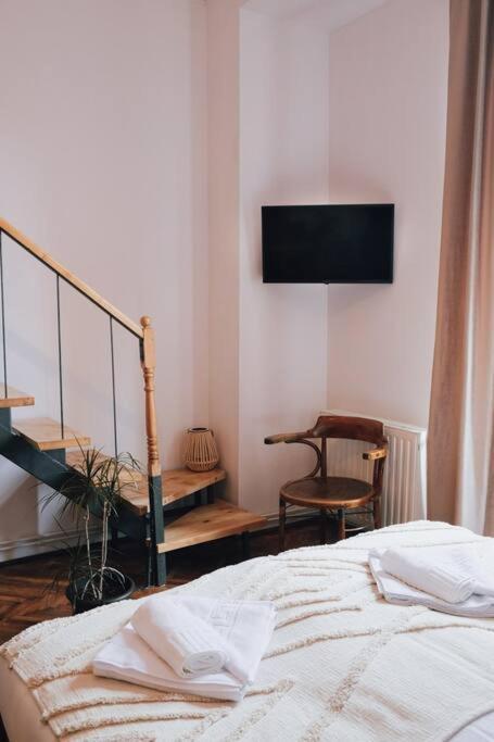 Vista Studio Brasov In The Heart Of The Old City Center 외부 사진